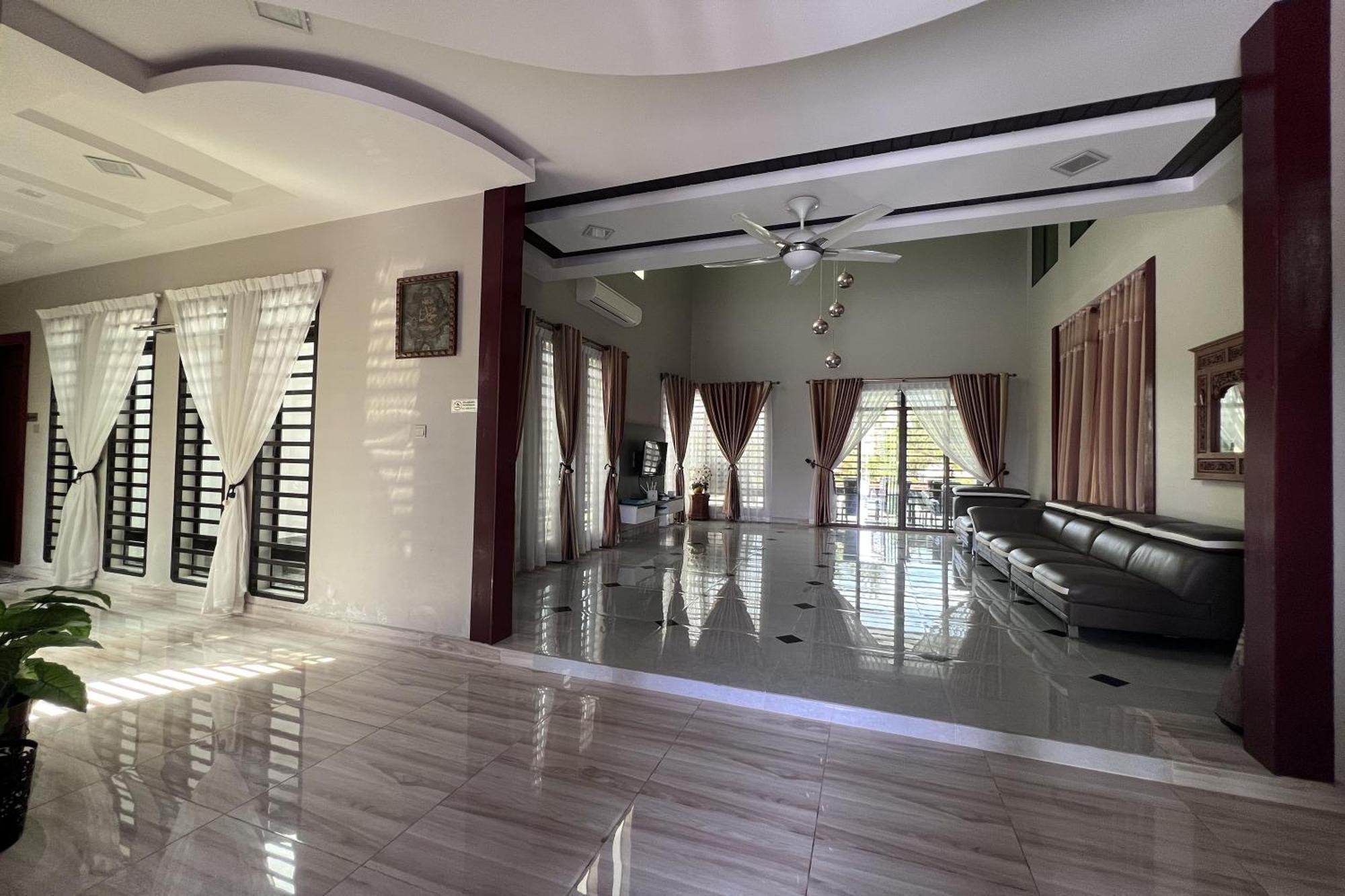 Nurbayu Chalet, Kemaman Kuantan Exteriér fotografie
