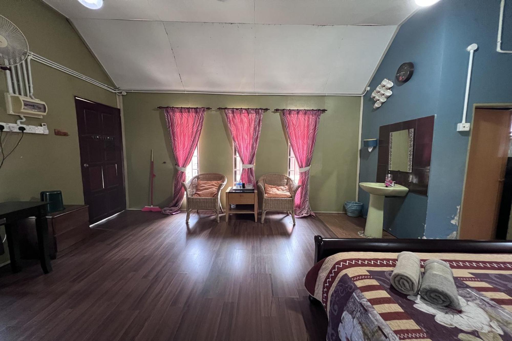Nurbayu Chalet, Kemaman Kuantan Exteriér fotografie